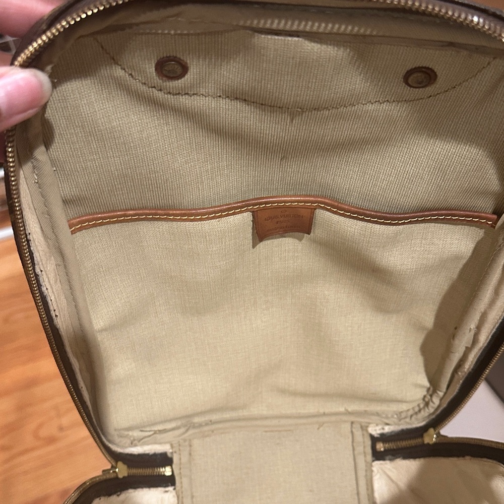 Luxury Brown Monogram Backpack - Picture 13 of 16